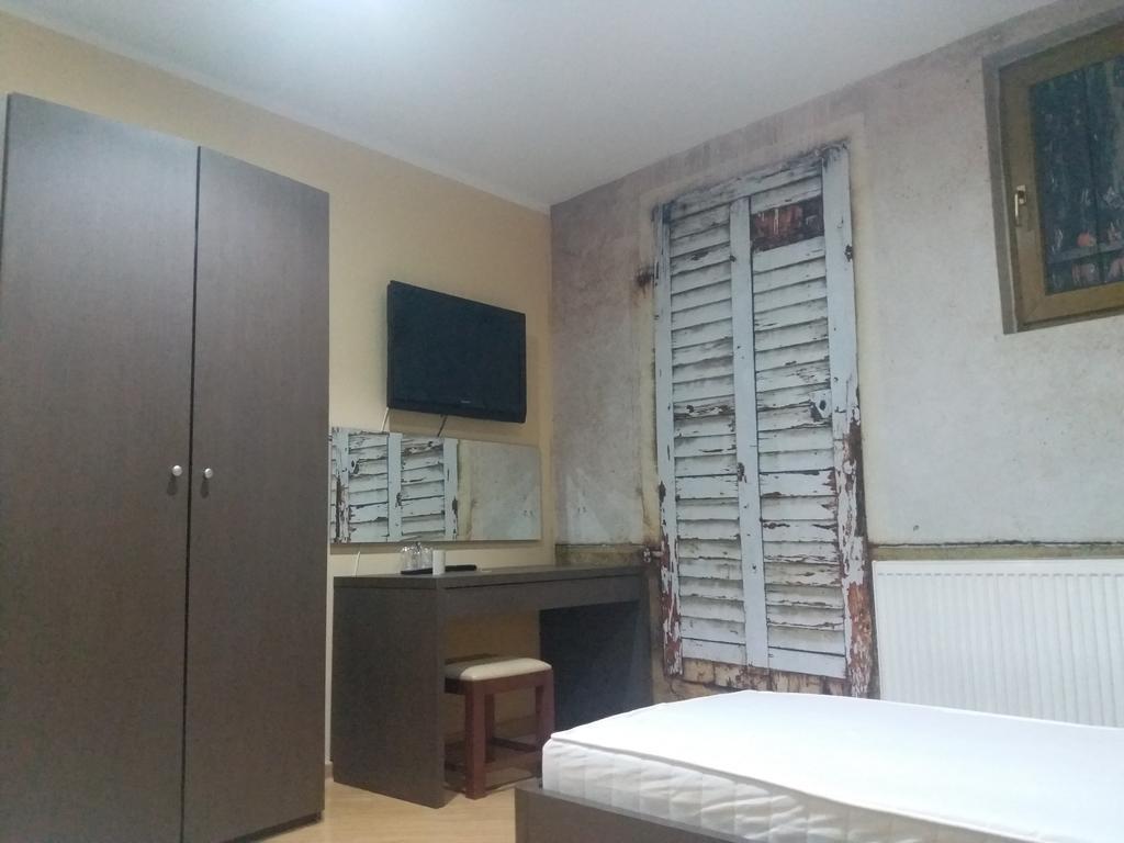 Hotel Vila Hayat Σαράγεβο Δωμάτιο φωτογραφία